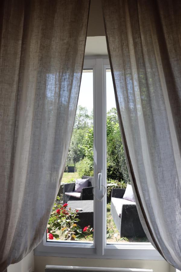 La Petite Boire - Chambres D'Hotes Pres D'Angers Murs-Erigne ภายนอก รูปภาพ