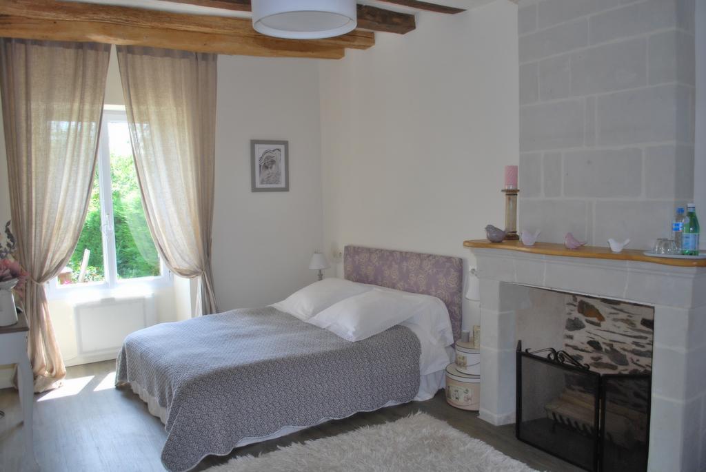 La Petite Boire - Chambres D'Hotes Pres D'Angers Murs-Erigne ภายนอก รูปภาพ